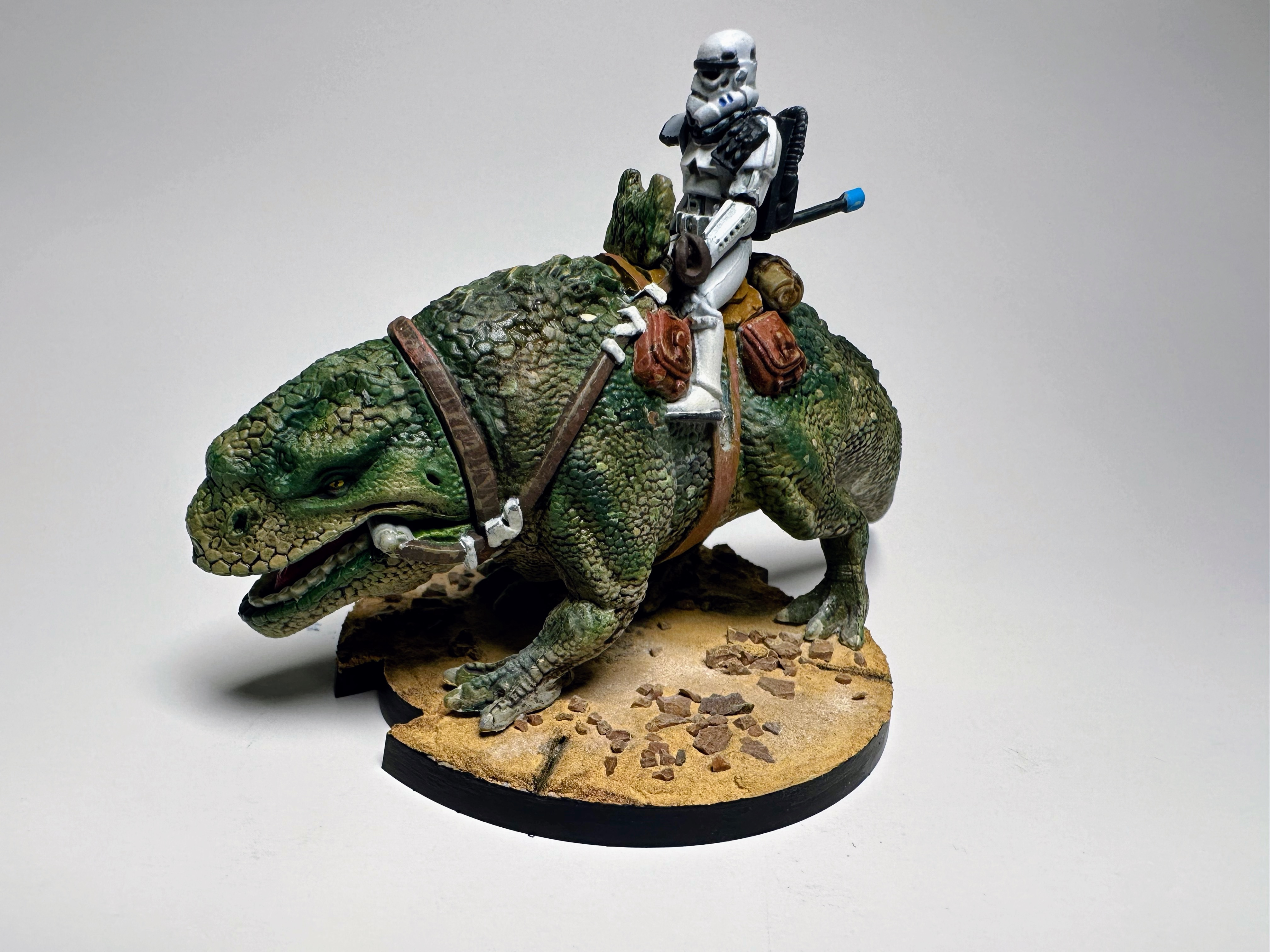 Photo of a painted Dewback figure